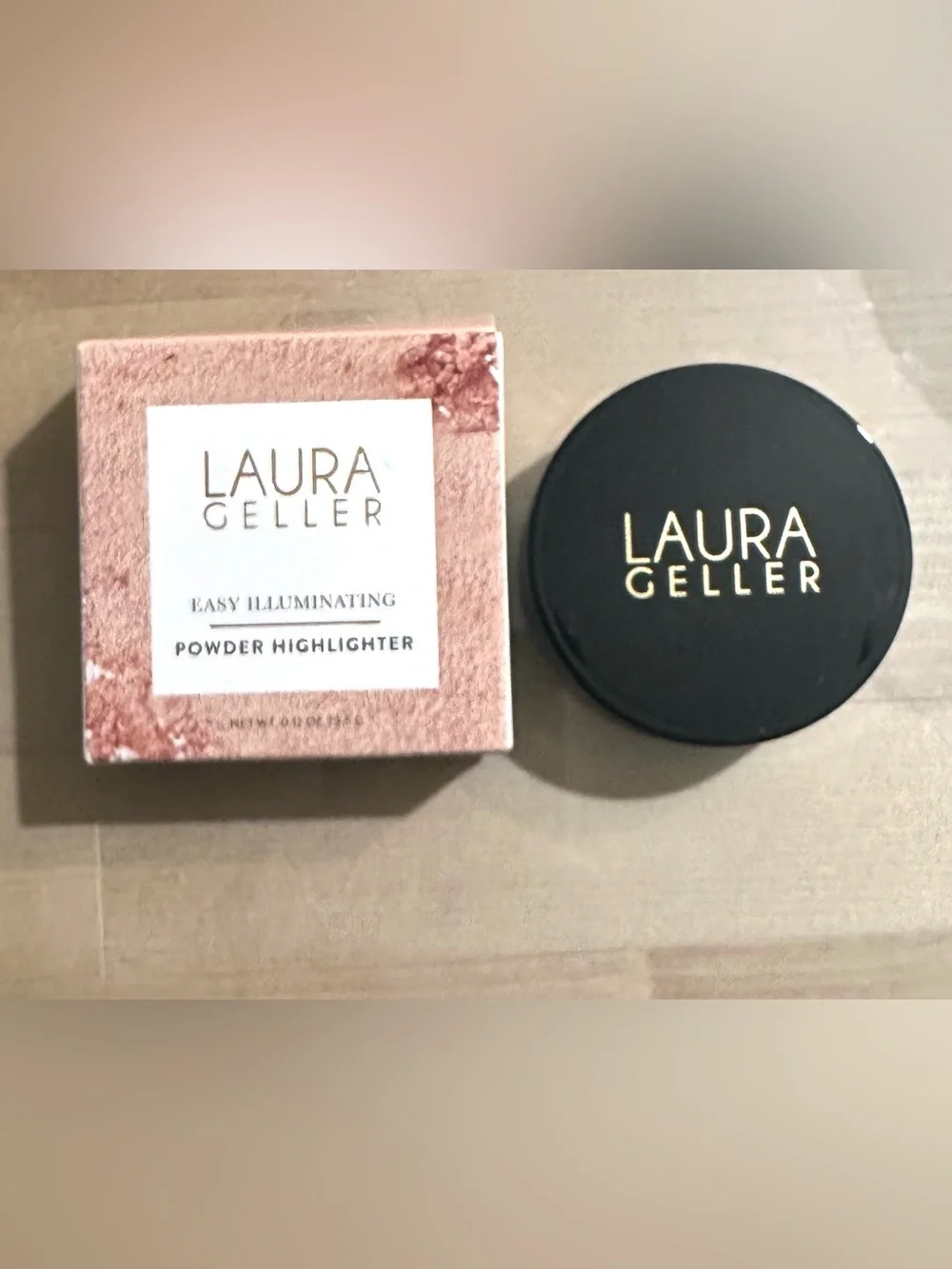 NEW, Laura Geller Easy Illuminating Powder Highlighter Champagne 0.12 oz